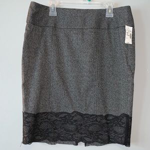 Super flattering black and gray classy skirt